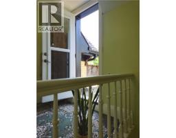 25 CLARENCE Place - 25