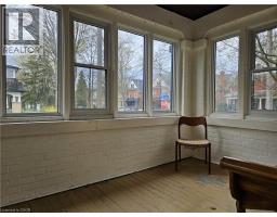 25 CLARENCE Place - 6