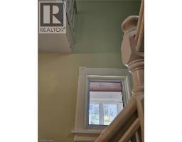 25 CLARENCE Place - 9