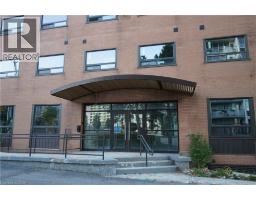 824 KING Street W - 7