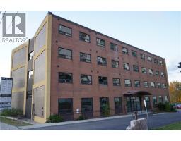 824 KING Street W - 9