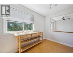 641 GRANGE Crescent - 11