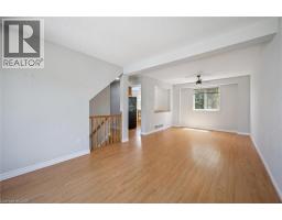 641 GRANGE Crescent - 6
