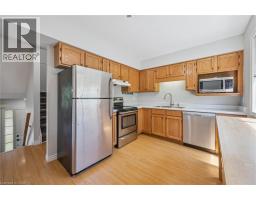 641 GRANGE Crescent - 9