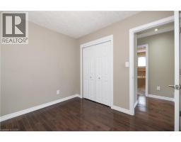39 MARKWOOD Drive - 27