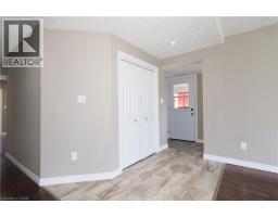 39 MARKWOOD Drive - 5