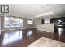 39 MARKWOOD Drive - 6