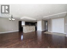 39 MARKWOOD Drive - 9