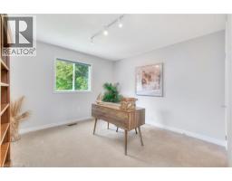 19 HUNTINGWOOD Court - 31