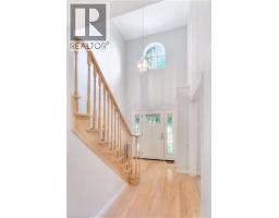 19 HUNTINGWOOD Court - 6
