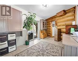 411 MCKENZIE Road - 4