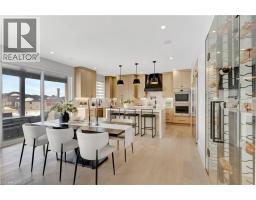 1060 WALTON Avenue - 10