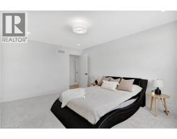 1060 WALTON Avenue - 32