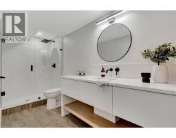 1060 WALTON Avenue - 42