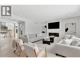1060 WALTON Avenue - 8