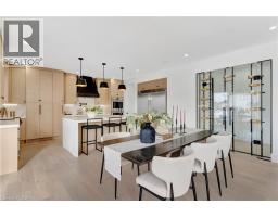 1060 WALTON Avenue - 9