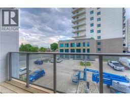 1430 HIGHLAND Road W UnitNo. 19A - 16