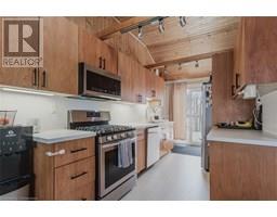1199 LAKESHORE Road - 10