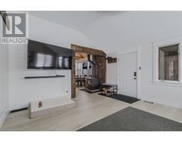1199 LAKESHORE Road - 8