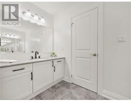 75 MONARCH WOODS Drive - 27