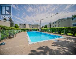 60 ELMSDALE Drive UnitNo. 35 - 25