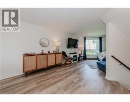 60 ELMSDALE Drive UnitNo. 35 - 6
