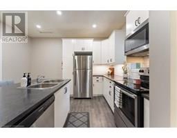 24 ROSE Avenue - 13