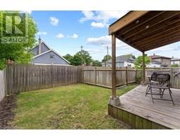 24 ROSE Avenue - 27