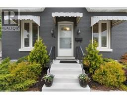 24 ROSE Avenue - 4