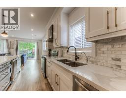 81 FIFTH AVENUE - 12