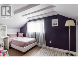 169 FORFAR Street W - 14