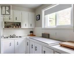 169 FORFAR Street W - 8