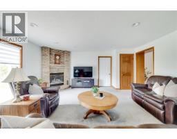 483 MAIN Street W - 15