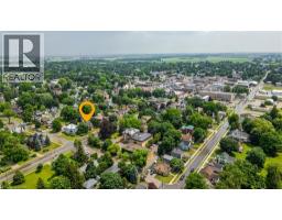 483 MAIN Street W - 43