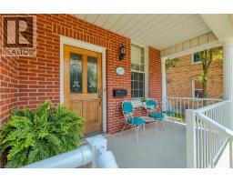 483 MAIN Street W - 5