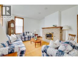483 MAIN Street W - 9