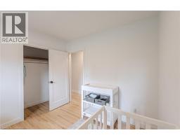 8 ROBROY Court - 15