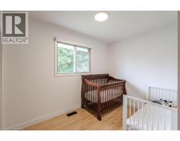 8 ROBROY Court - 16