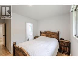 8 ROBROY Court - 22
