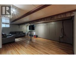 8 ROBROY Court - 27