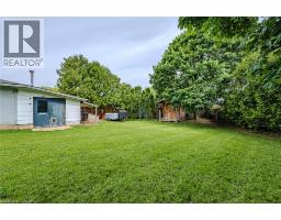 8 ROBROY Court - 37