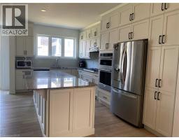 19 WILLIAM NADOR Street - 9