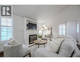 185 WESLEY Crescent - 4