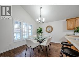 185 WESLEY Crescent - 8