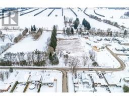 211 THOMPSON Road W - 22