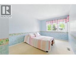 225 BENJAMIN Road UnitNo. 41 - 25