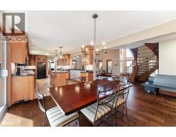 587 HILLCREST Road - 11