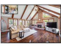 587 HILLCREST Road - 15