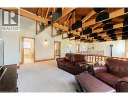 587 HILLCREST Road - 25