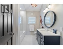 587 HILLCREST Road - 30